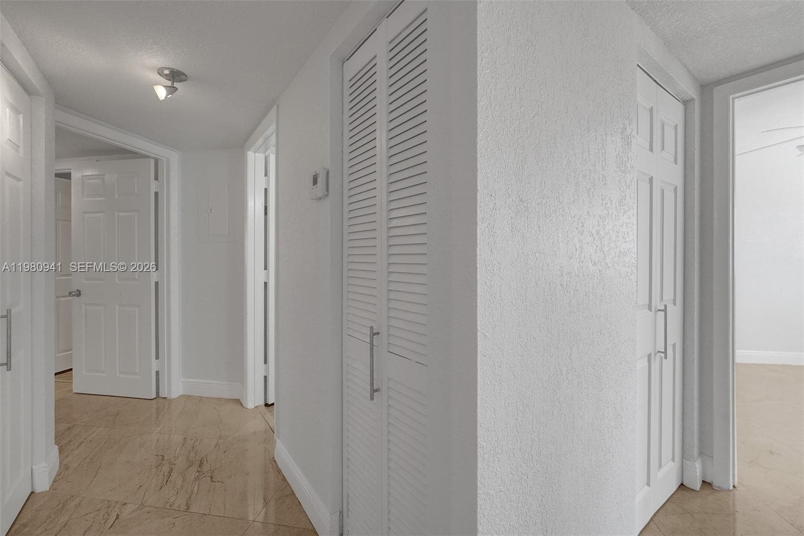21300 San Simeon Way # P6, Miami FL 33179 — 17