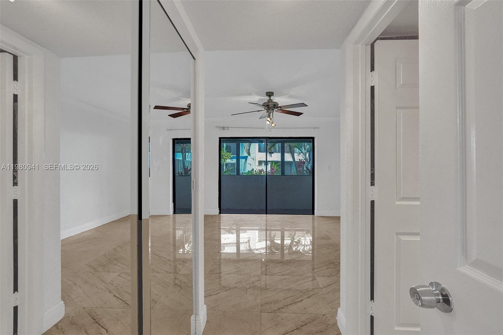 21300 San Simeon Way # P6, Miami FL 33179 — 10