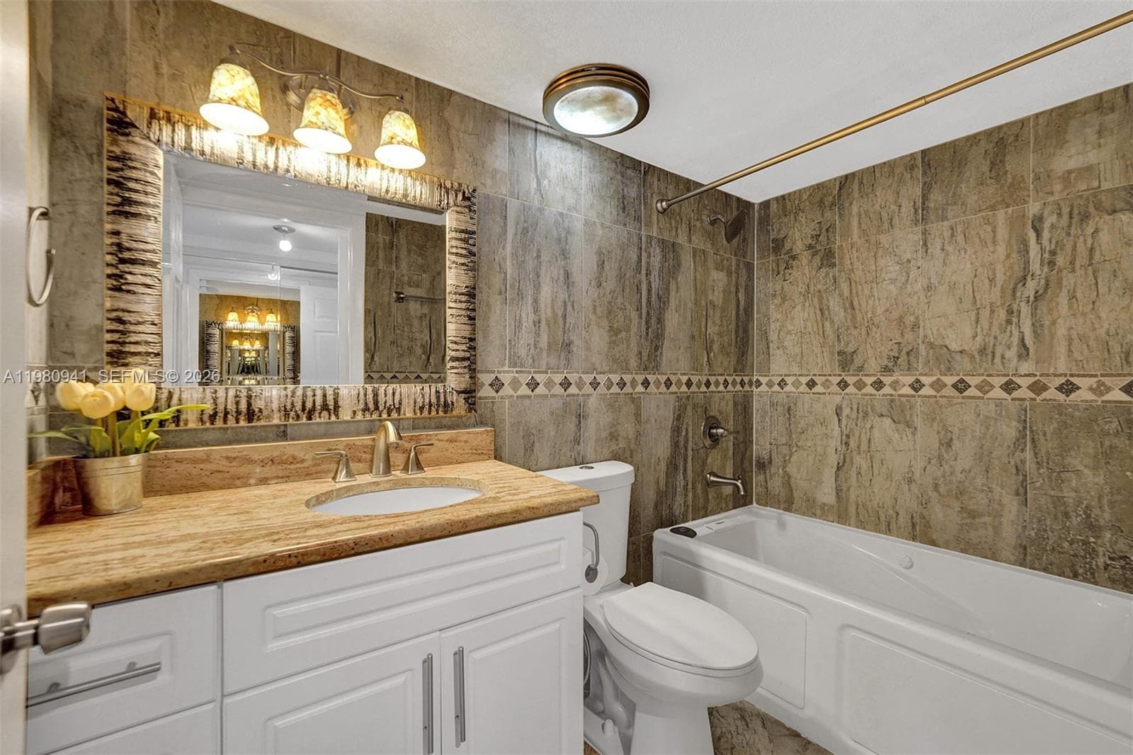 21300 San Simeon Way # P6, Miami FL 33179 — 11