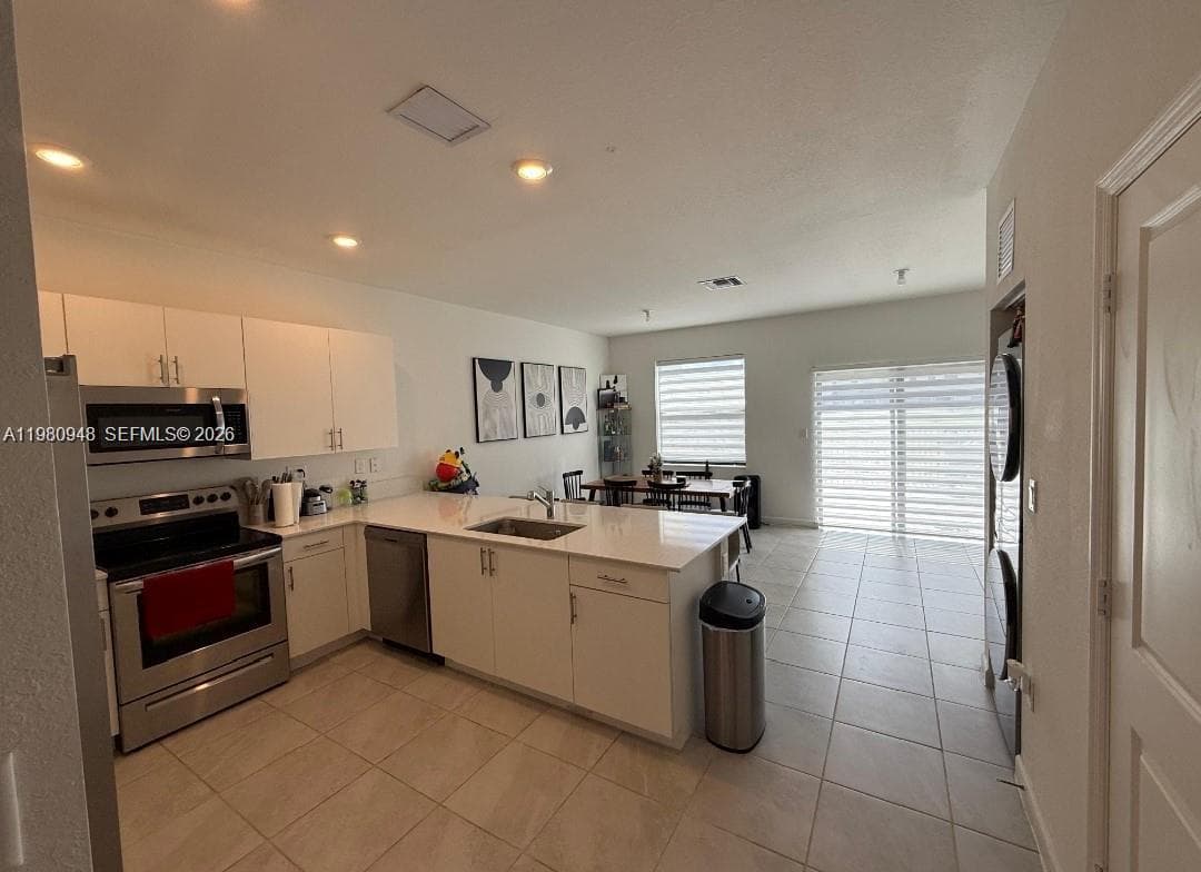 9928 SW 228th Terrace, Cutler Bay FL 33190 — 8