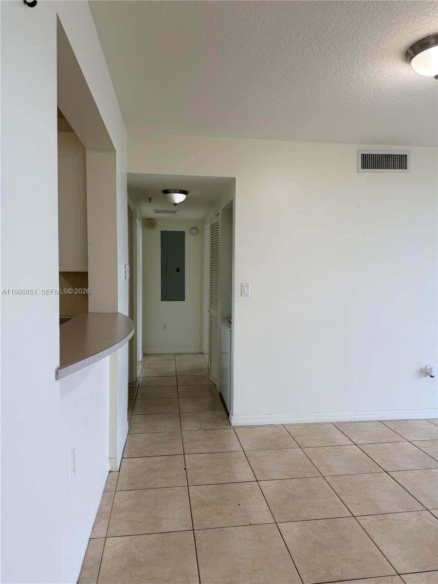 900 SW 8th St # 604, Miami FL 33130 — 22
