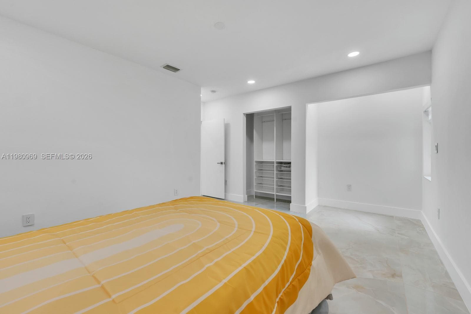 200 N Hibiscus Dr, Miami Beach FL 33139 — 27