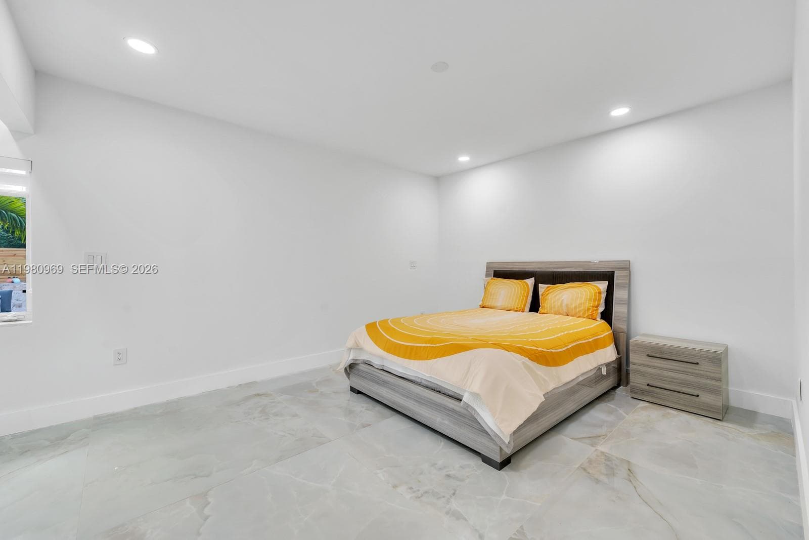 200 N Hibiscus Dr, Miami Beach FL 33139 — 26