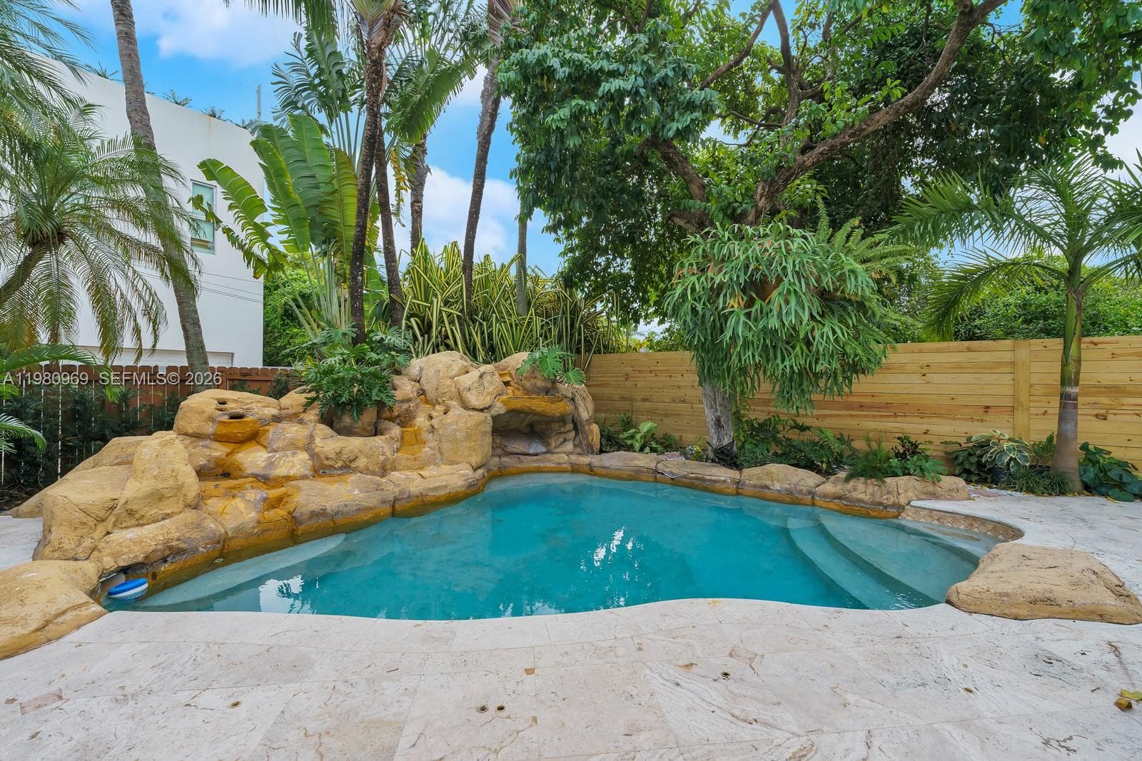 200 N Hibiscus Dr, Miami Beach FL 33139 — 34