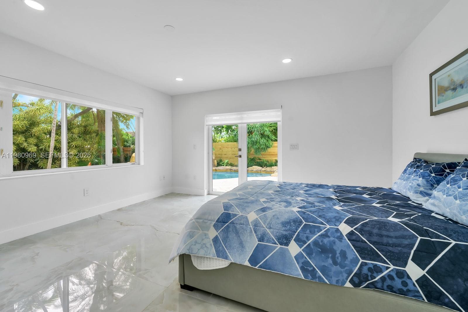 200 N Hibiscus Dr, Miami Beach FL 33139 — 25