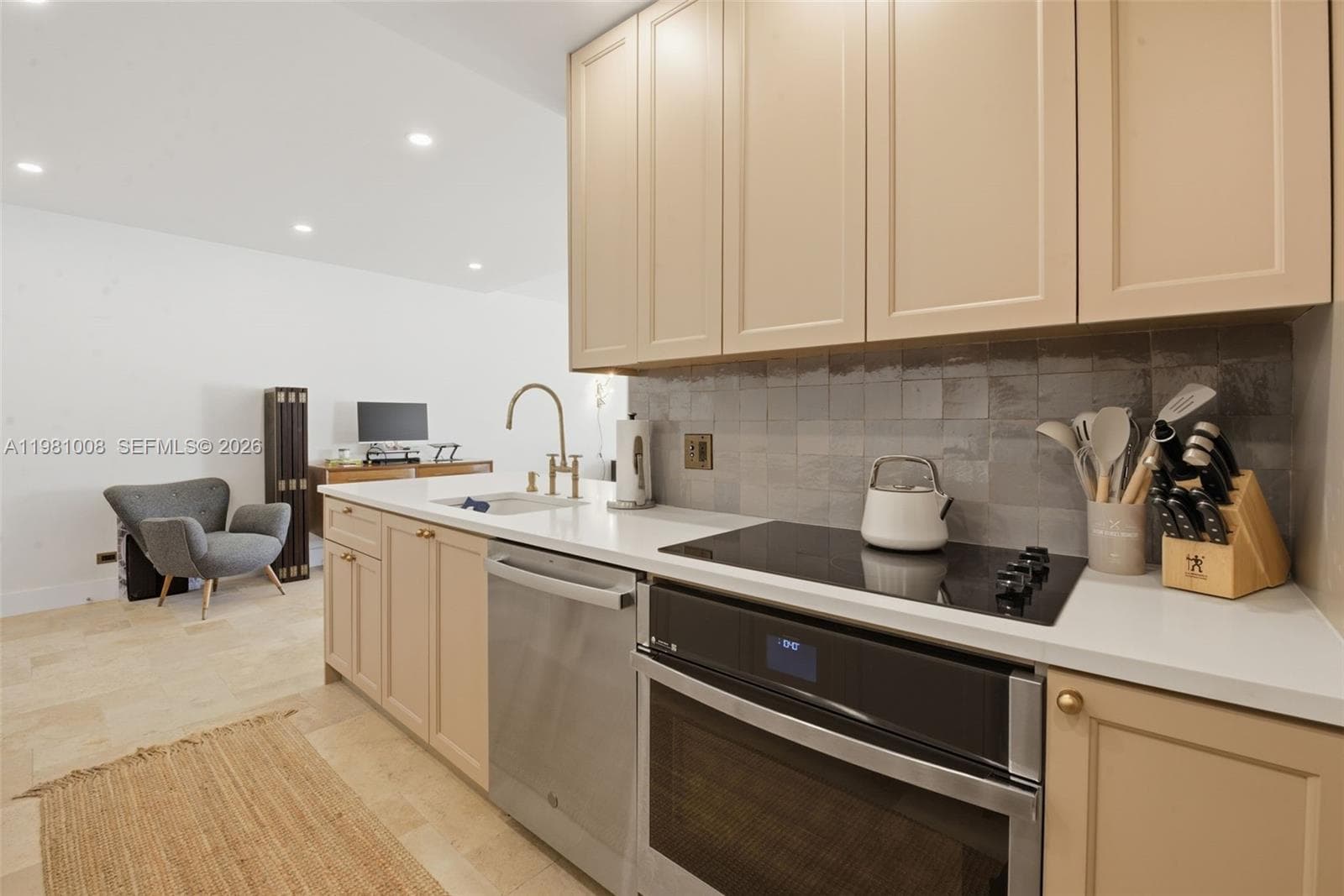 3 Island Ave # 06K, Miami Beach FL 33139 — 4