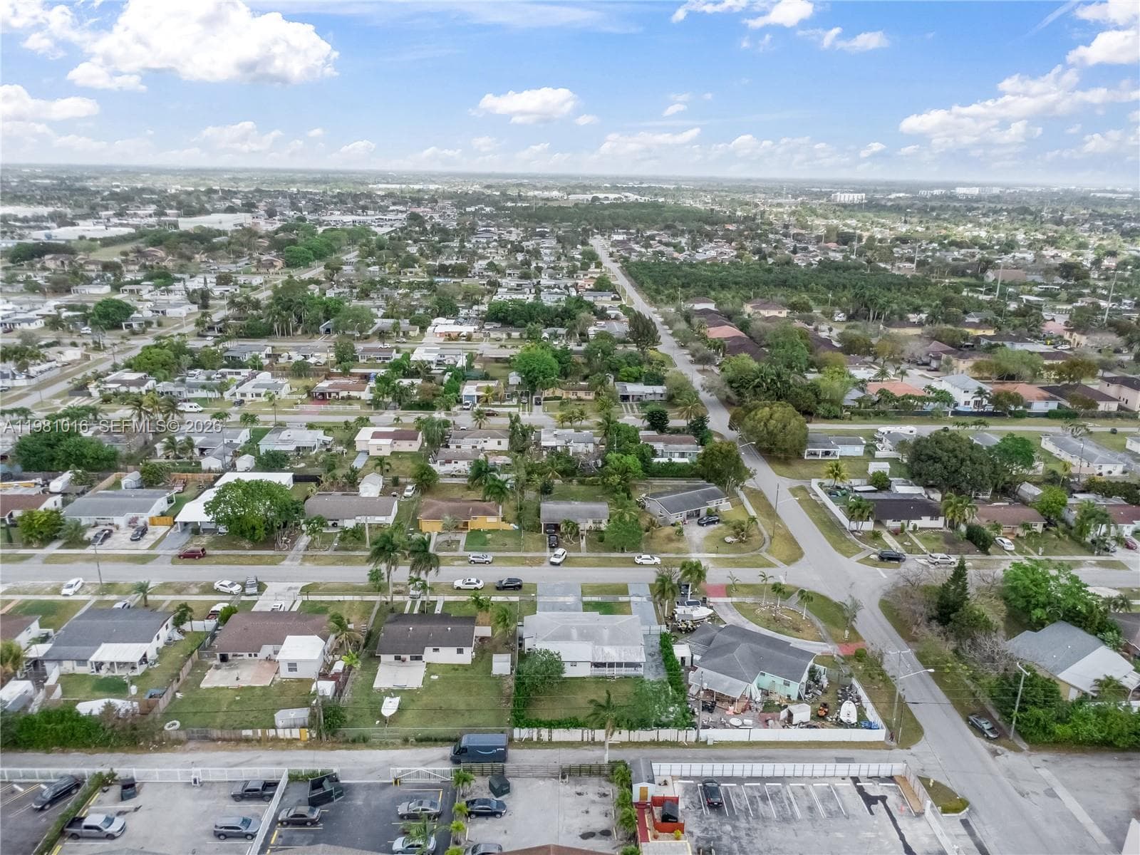 1570 NE 9th St, Homestead FL 33033 — 41