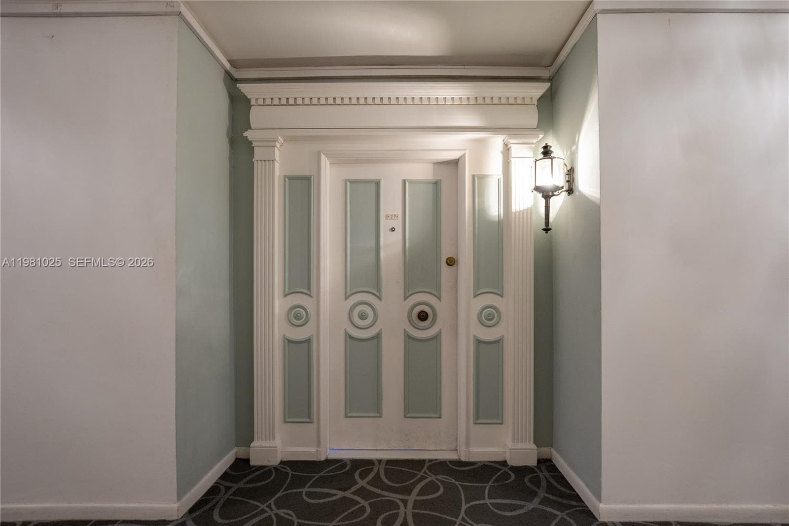 5255 Collins Ave # 12F, Miami Beach FL 33140 — 33