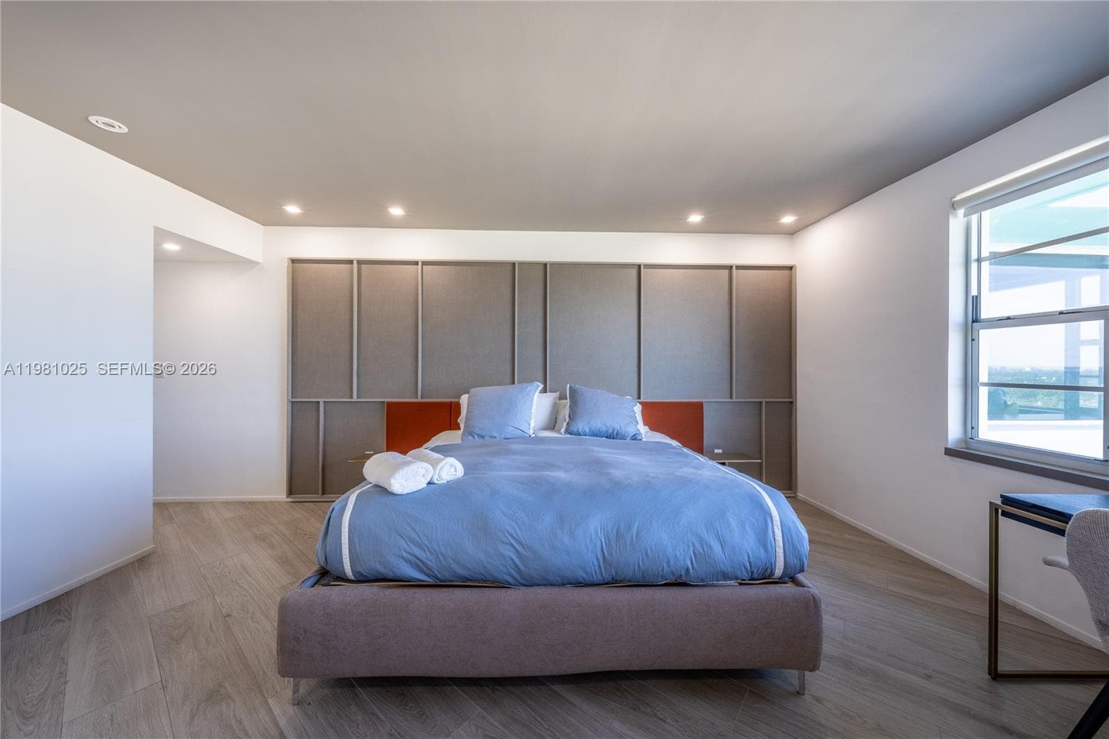 5255 Collins Ave # 12F, Miami Beach FL 33140 — 18