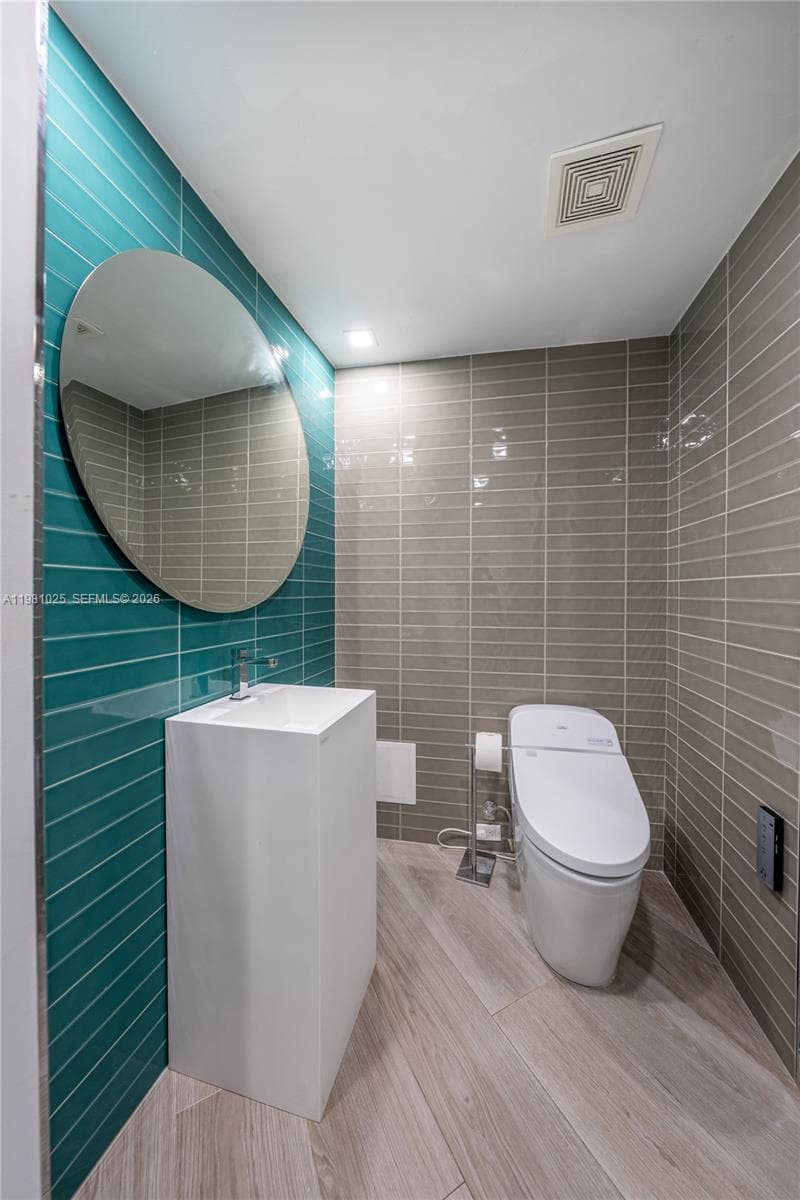 5255 Collins Ave # 12F, Miami Beach FL 33140 — 15