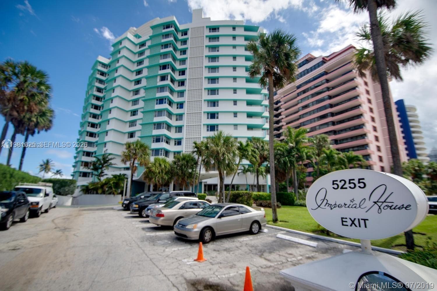 5255 Collins Ave # 12F, Miami Beach FL 33140 — 35