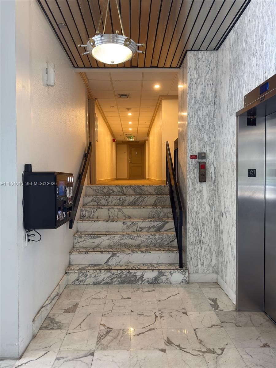 3675 N Country Club Dr # 109, Aventura FL 33180 — 5