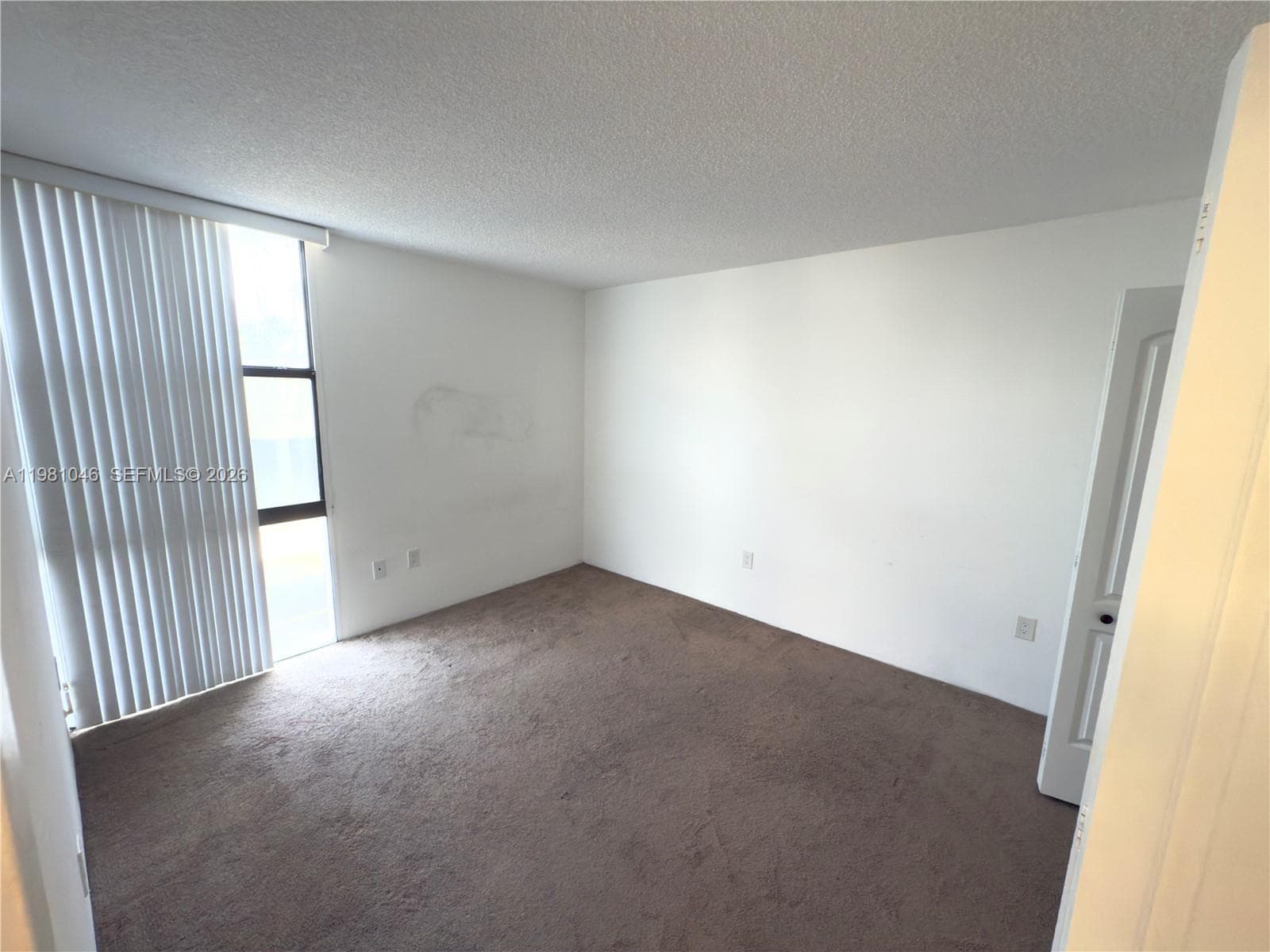 3675 N Country Club Dr # 109, Aventura FL 33180 — 15