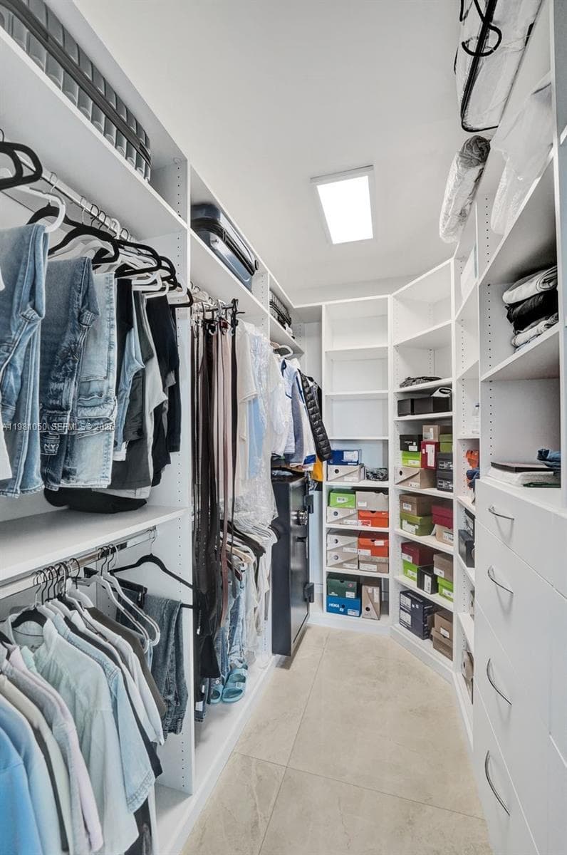 20281 E Country Club Dr # 2209, Aventura FL 33180 — 43