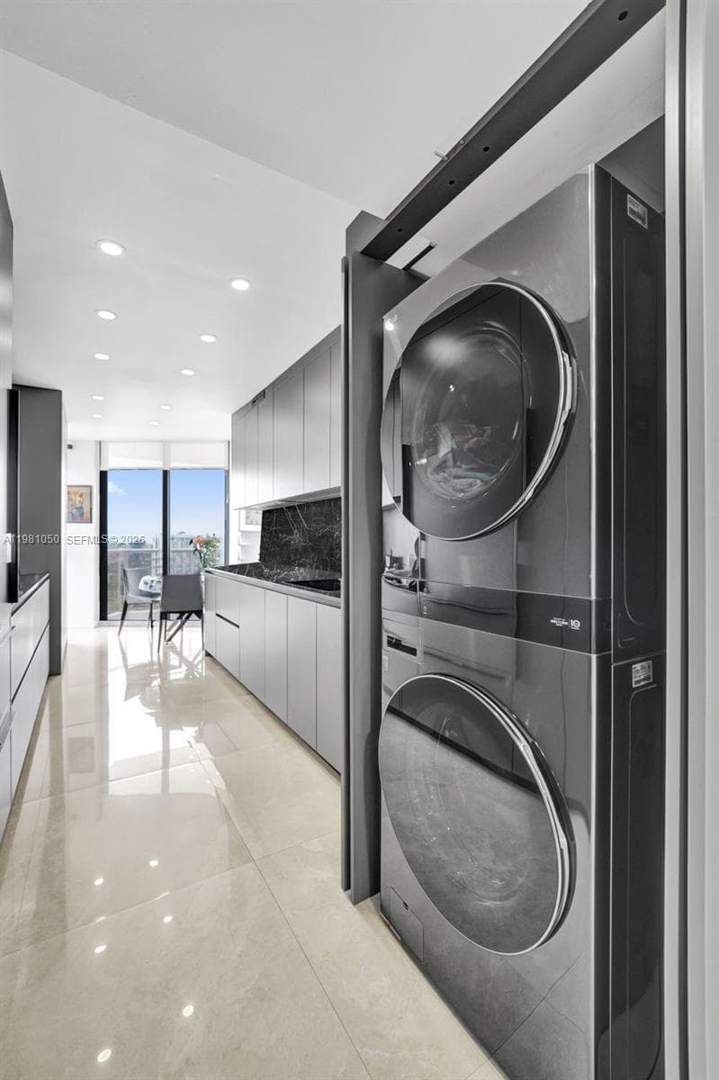 20281 E Country Club Dr # 2209, Aventura FL 33180 — 36