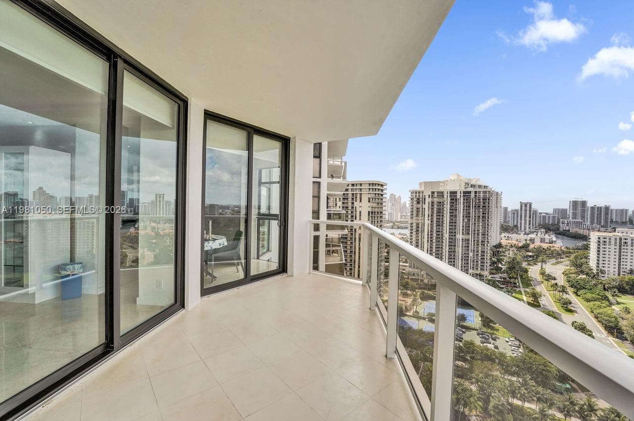 20281 E Country Club Dr # 2209, Aventura FL 33180 — 59