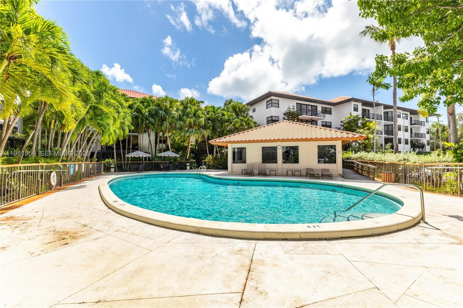 101 Ocean Lane Dr # 1013, Key Biscayne FL 33149 — 19