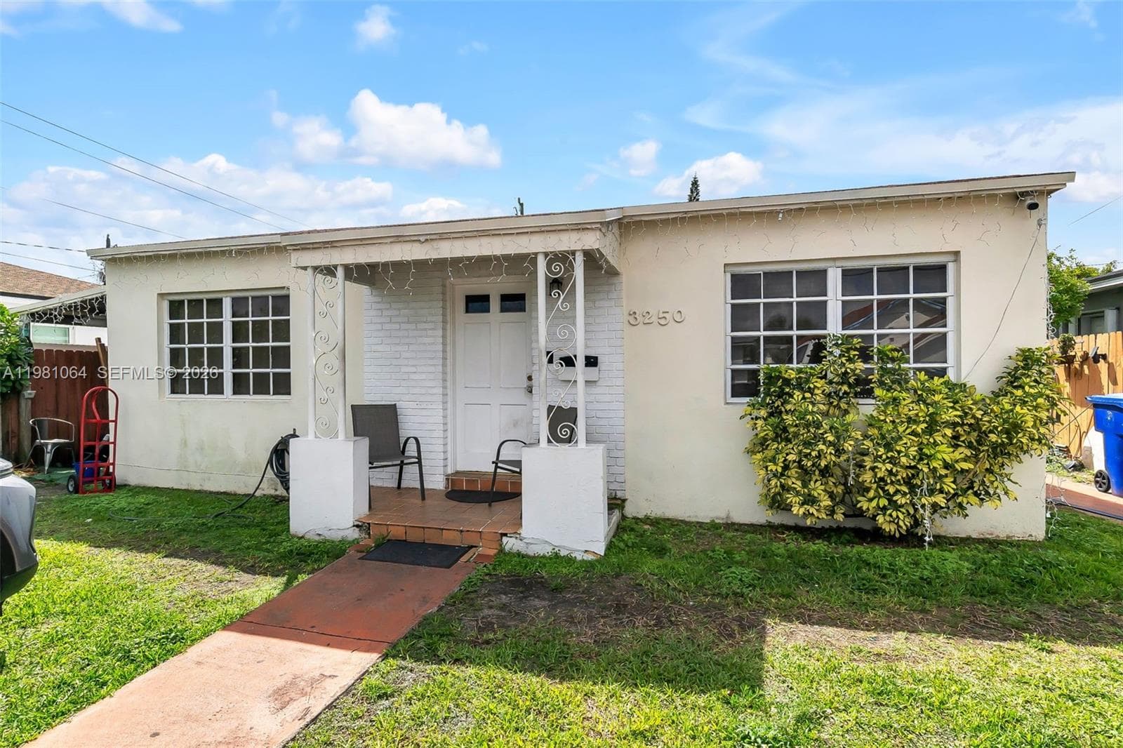 3250 NW 14th Ter, Miami FL 33125 — 2