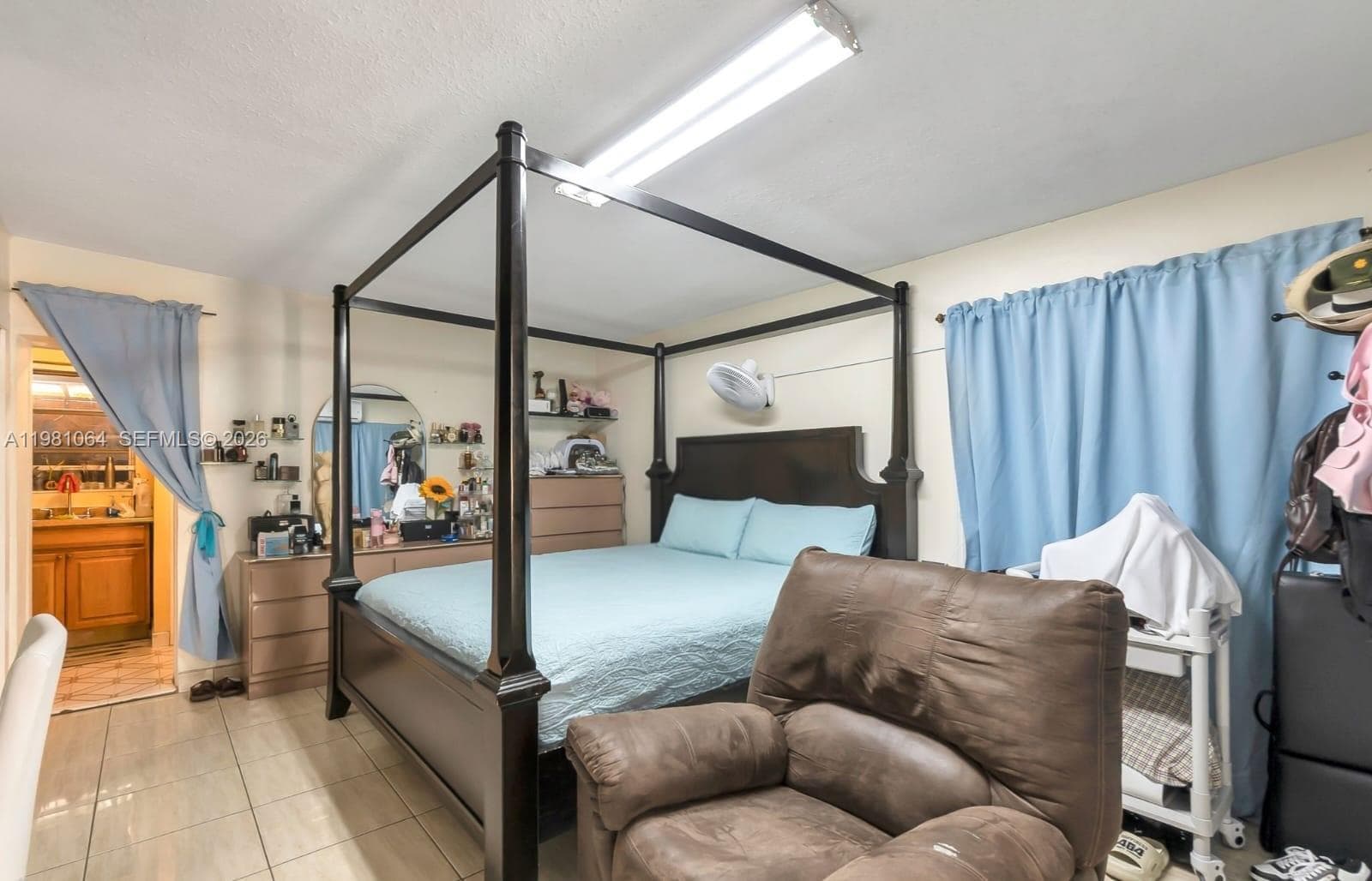3250 NW 14th Ter, Miami FL 33125 — 12