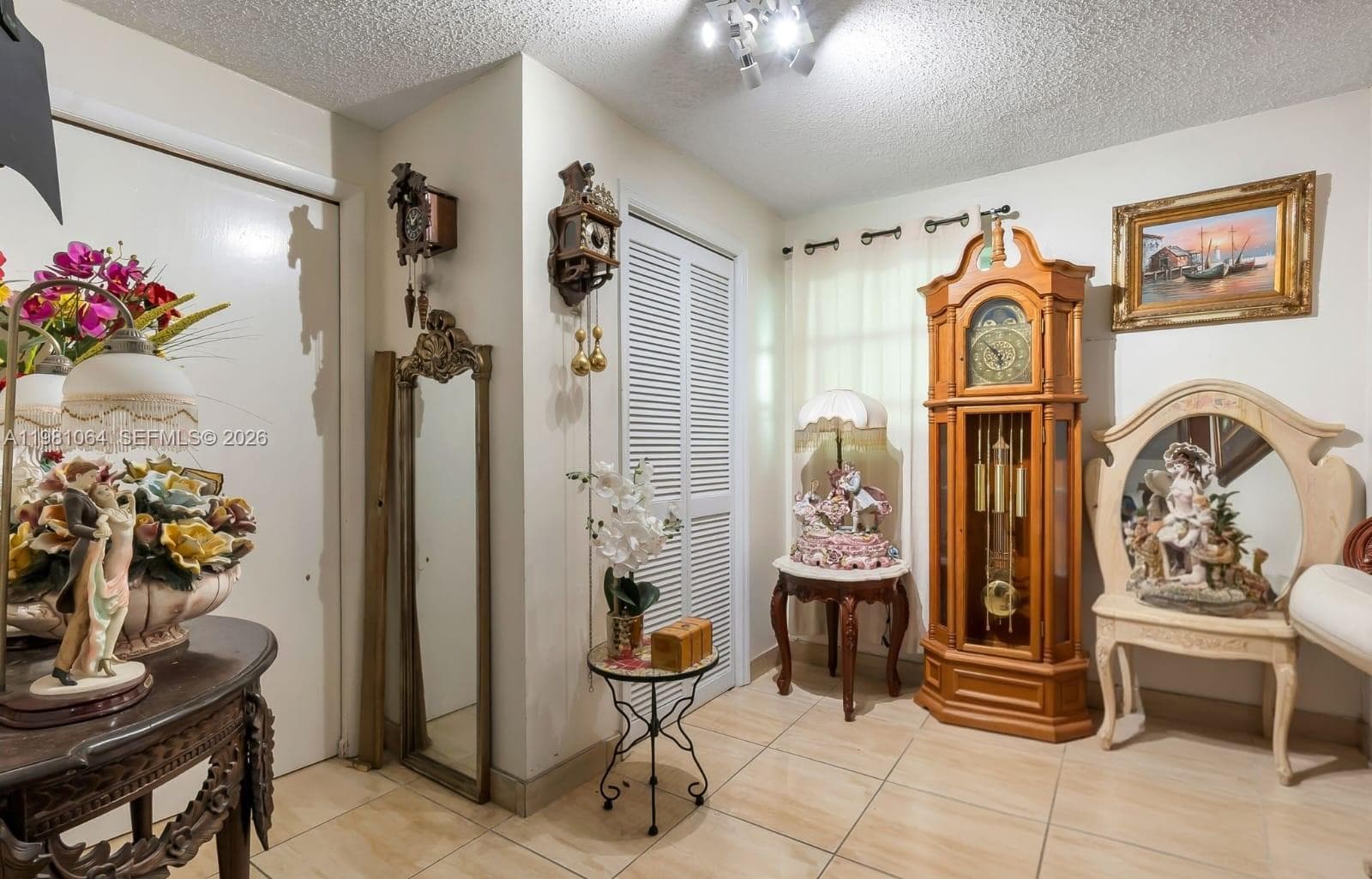 3250 NW 14th Ter, Miami FL 33125 — 22