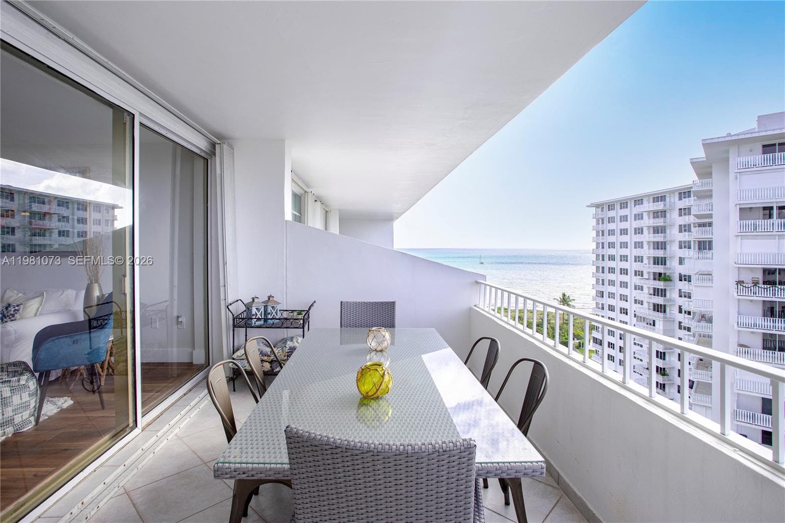 199 Ocean Lane Dr # 1207, Key Biscayne FL 33149 — 1