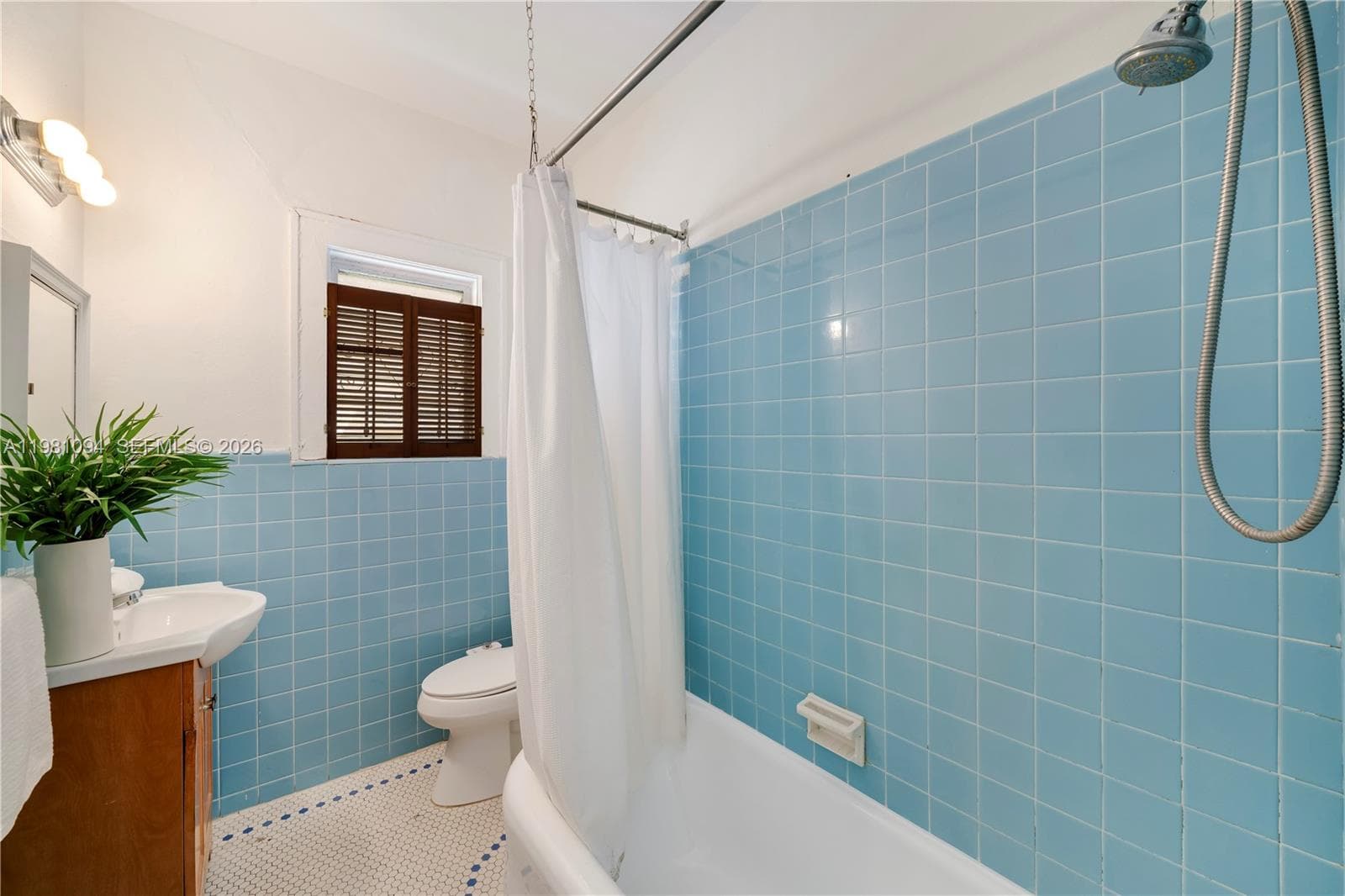 311 Navarre Ave, Coral Gables FL 33134 — 19