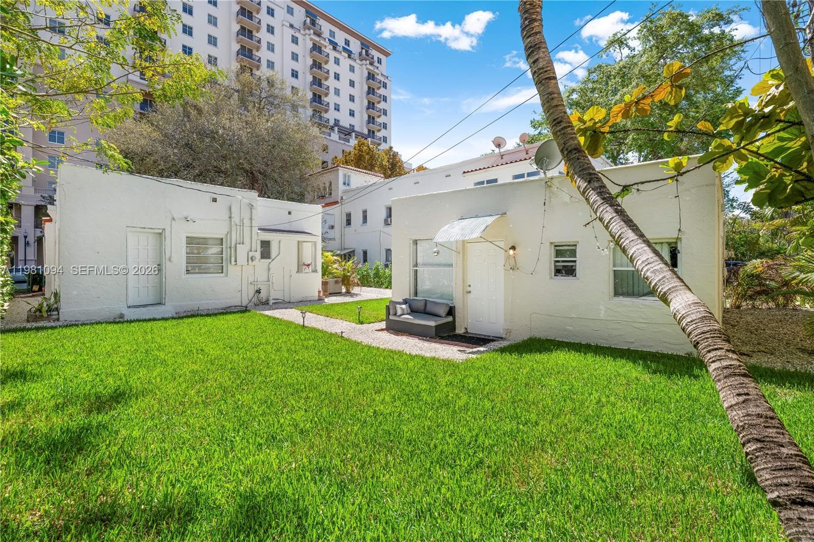 311 Navarre Ave, Coral Gables FL 33134 — 25