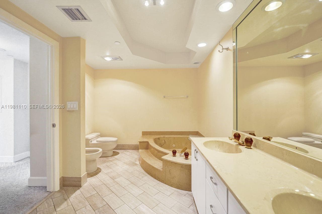 20281 E Country Club Dr # 1703, Aventura FL 33180 — 28