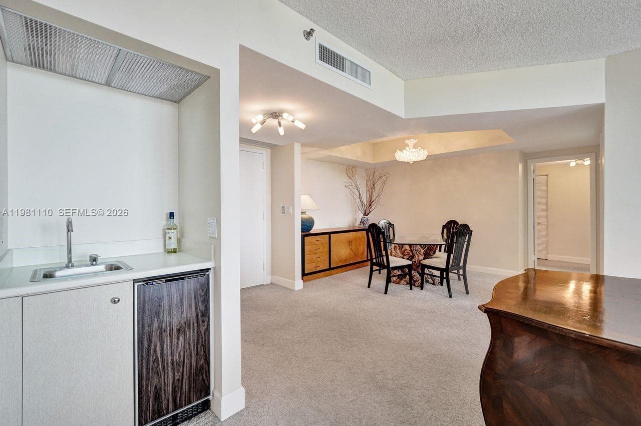 20281 E Country Club Dr # 1703, Aventura FL 33180 — 14