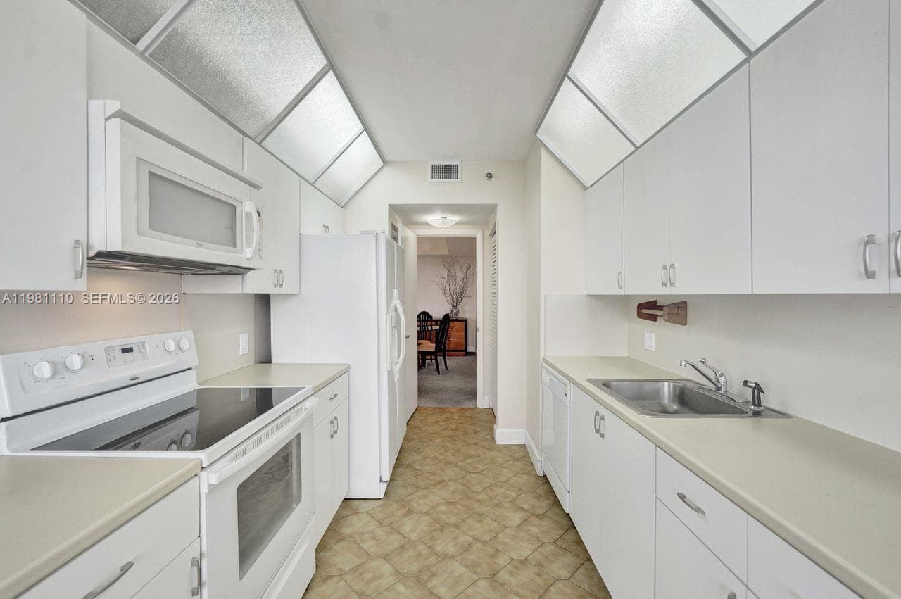 20281 E Country Club Dr # 1703, Aventura FL 33180 — 18