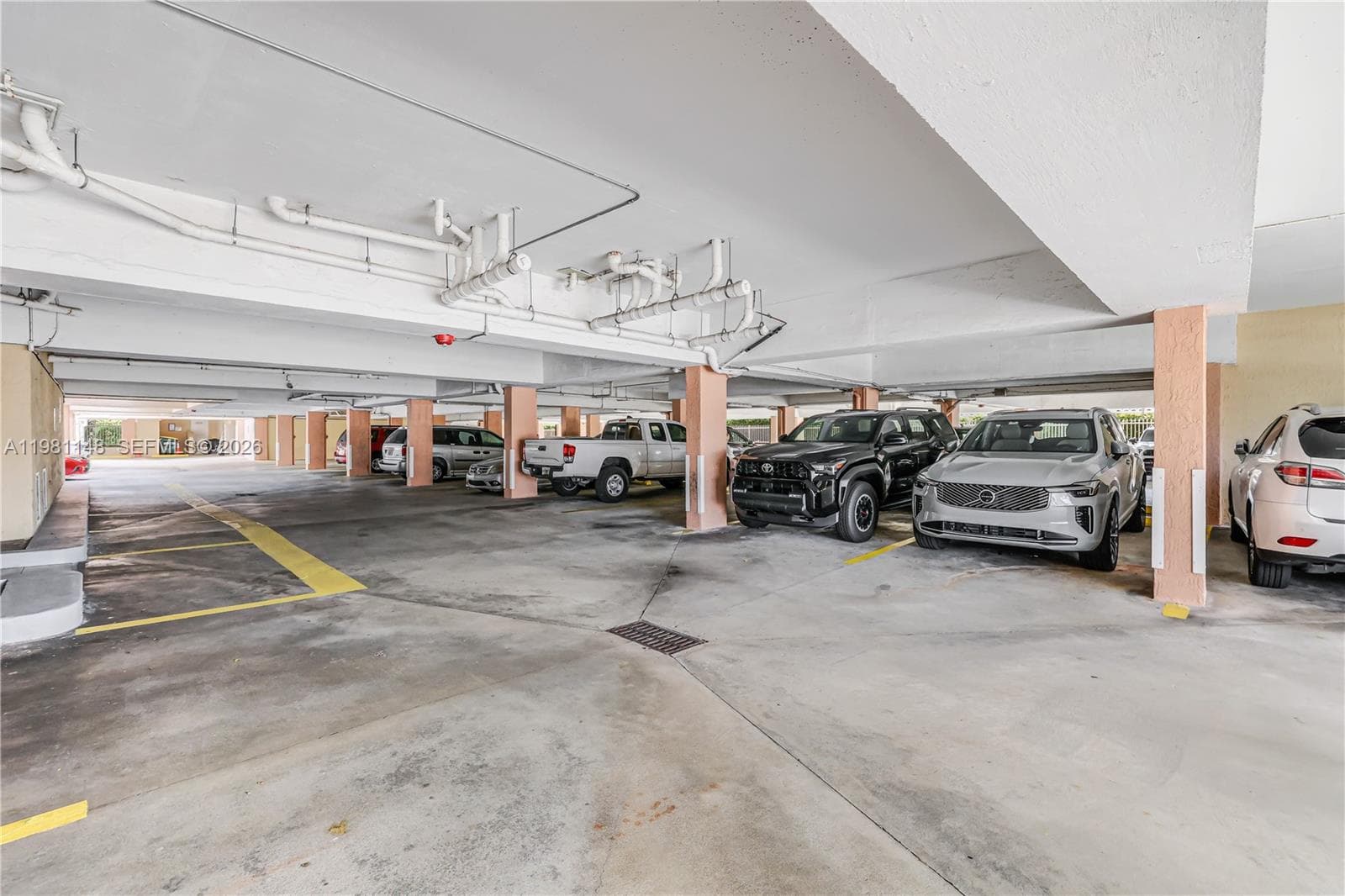 8101 Byron Ave # 509, Miami Beach FL 33141 — 27