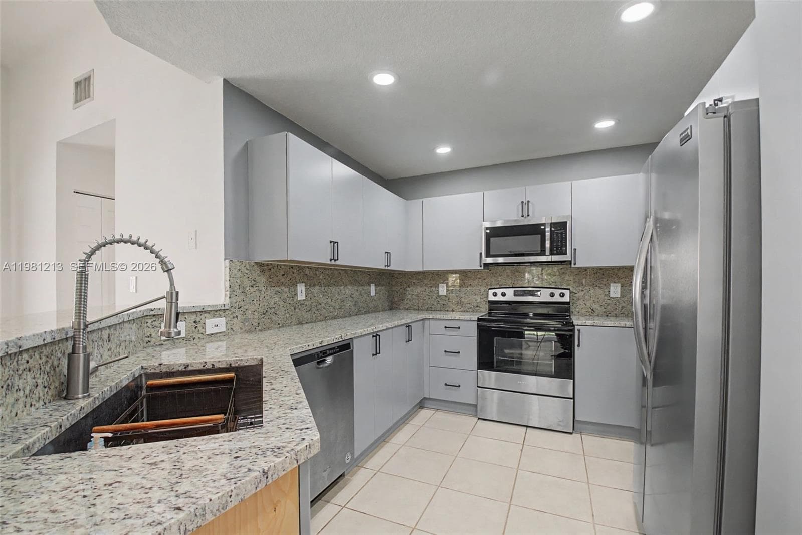 19920 Cutler Ct, Cutler Bay FL 33189 — 5