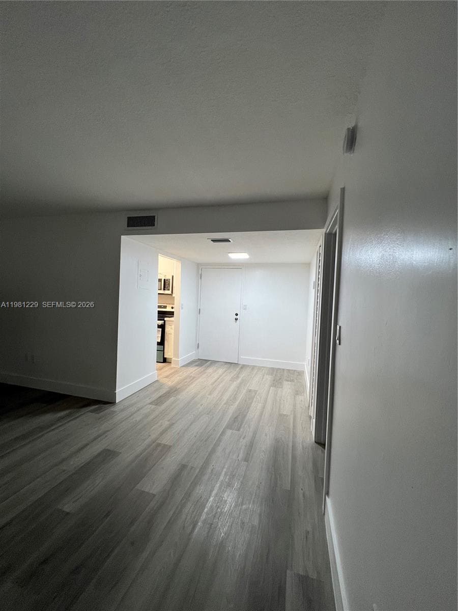 5050 NW 7th St # 511, Miami FL 33126 — 12
