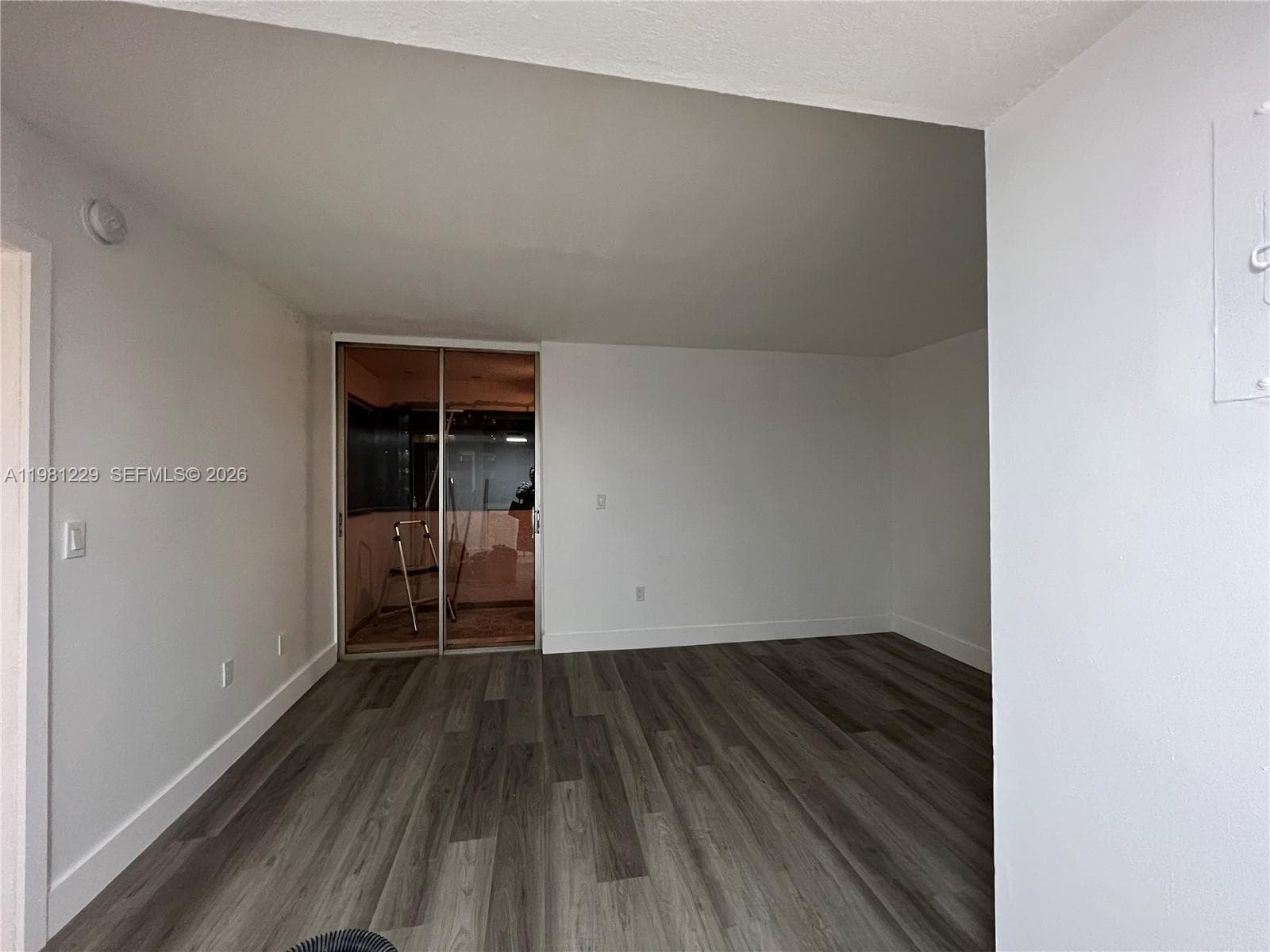 5050 NW 7th St # 511, Miami FL 33126 — 11