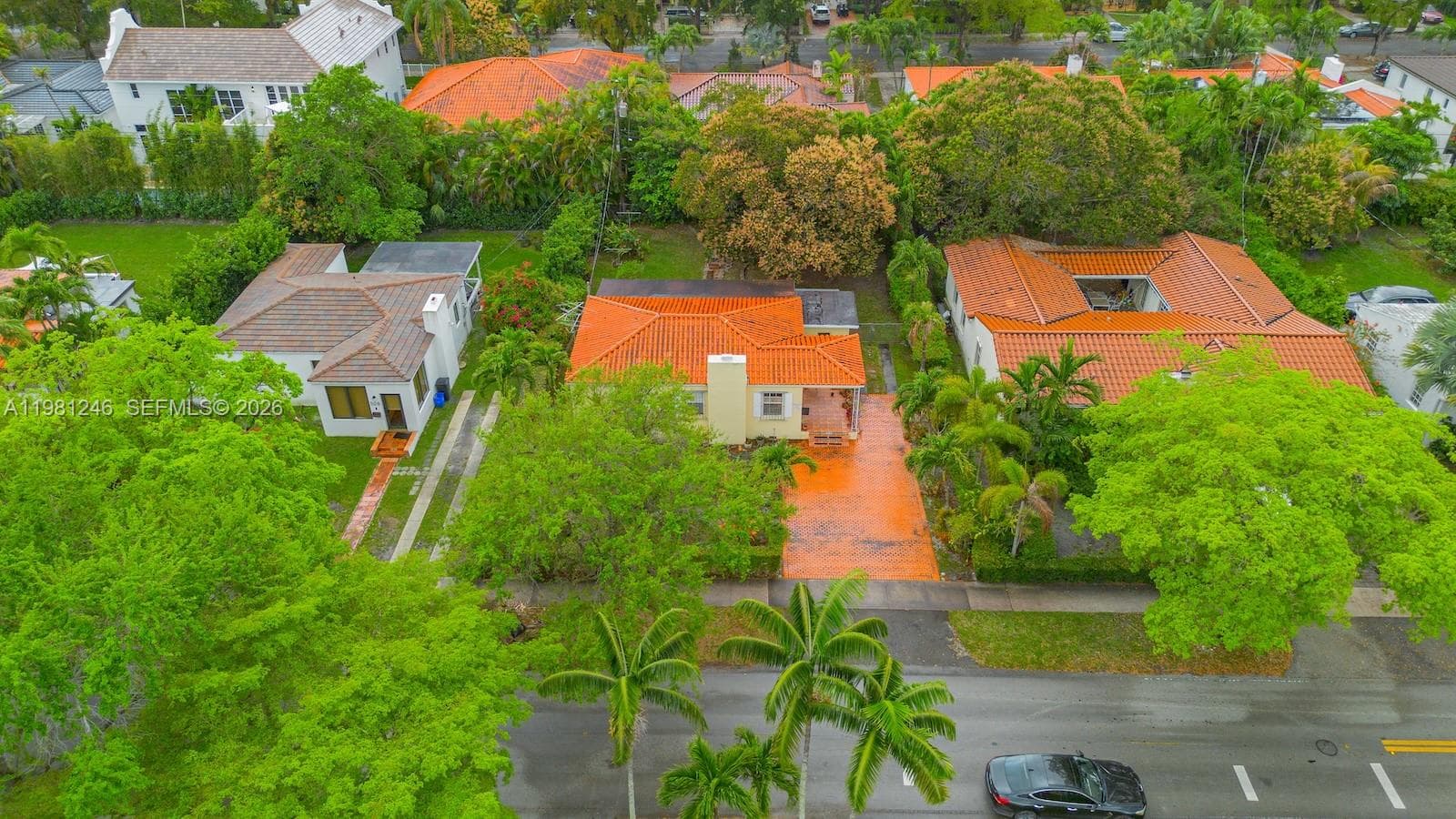 512 Mendoza Ave, Coral Gables FL 33134 — 24
