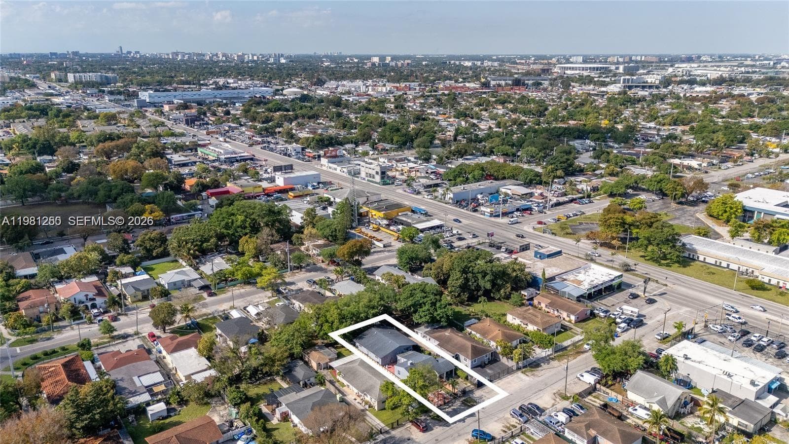 2610 NW 33rd St, Miami FL 33142 — 36