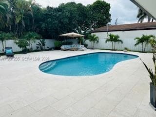 1940 NE 186th Dr, North Miami Beach FL 33179 — 25