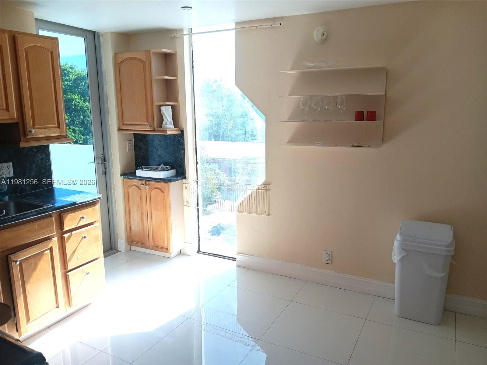 3703 NE 166th St # 401, North Miami Beach FL 33160 — 3