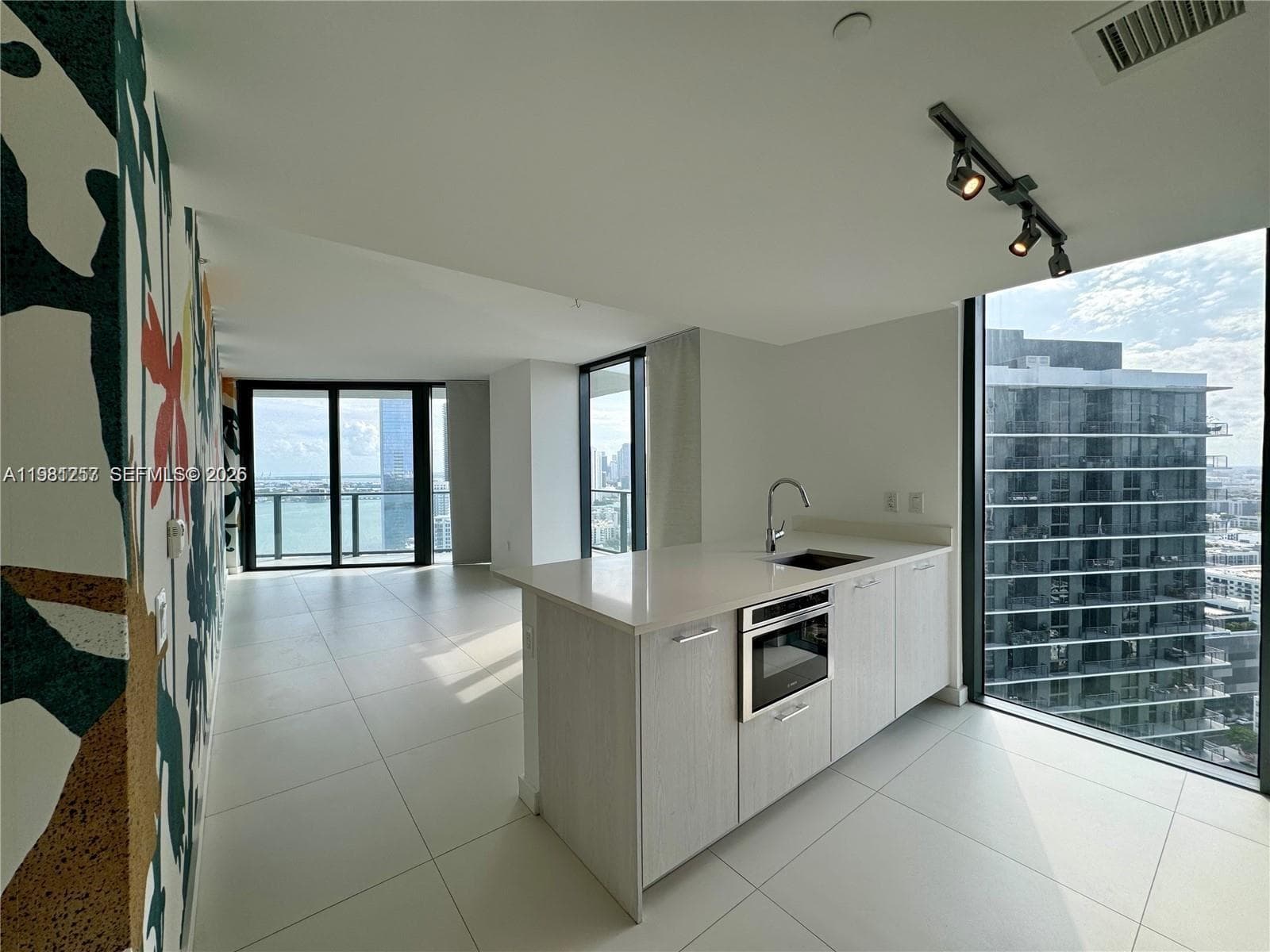501 NE 31st St # 3208, Miami FL 33137 — 3