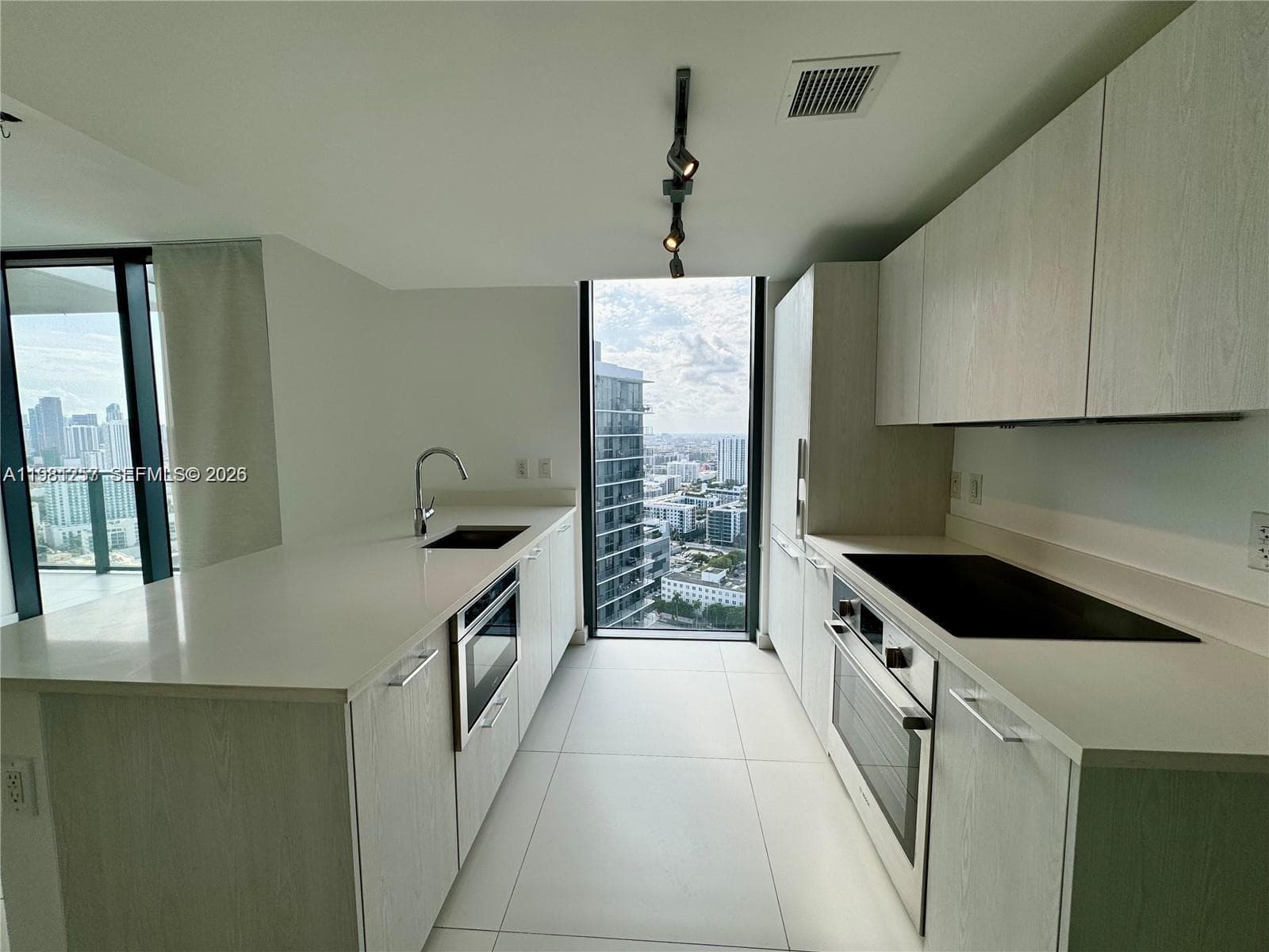 501 NE 31st St # 3208, Miami FL 33137 — 10