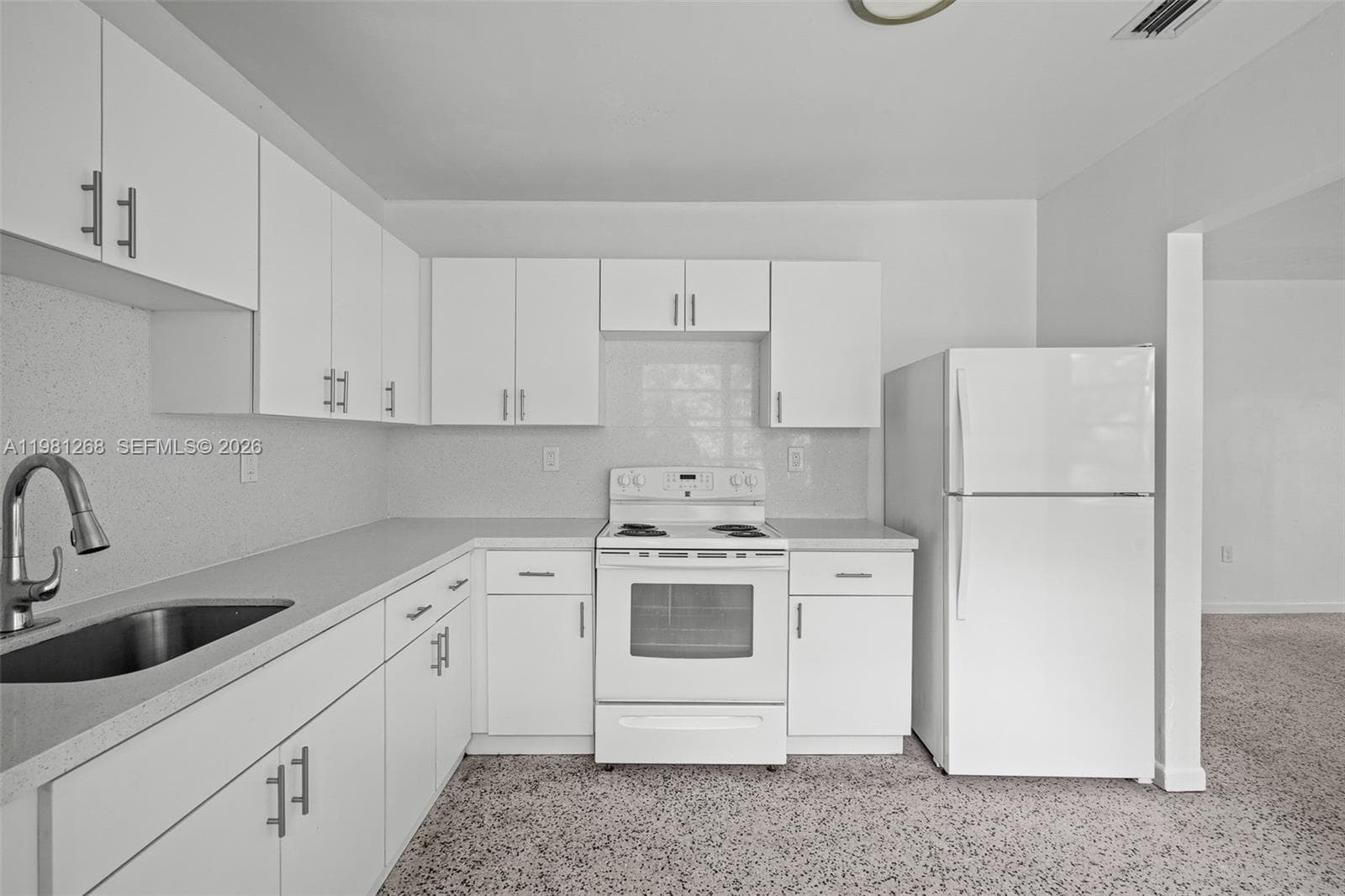 11330 Peachtree Dr, Miami FL 33161 — 6
