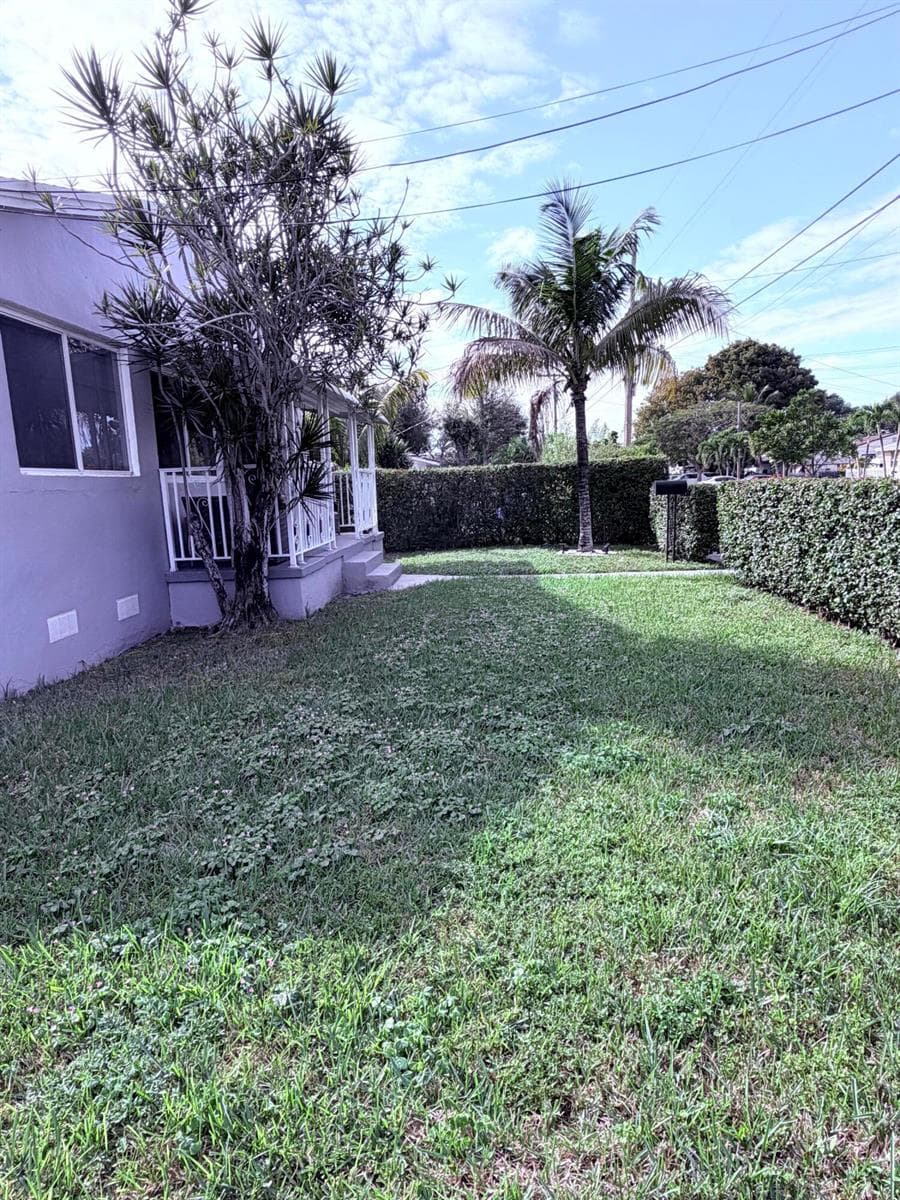 1500 NW 44th Street, Miami FL 33142 — 2