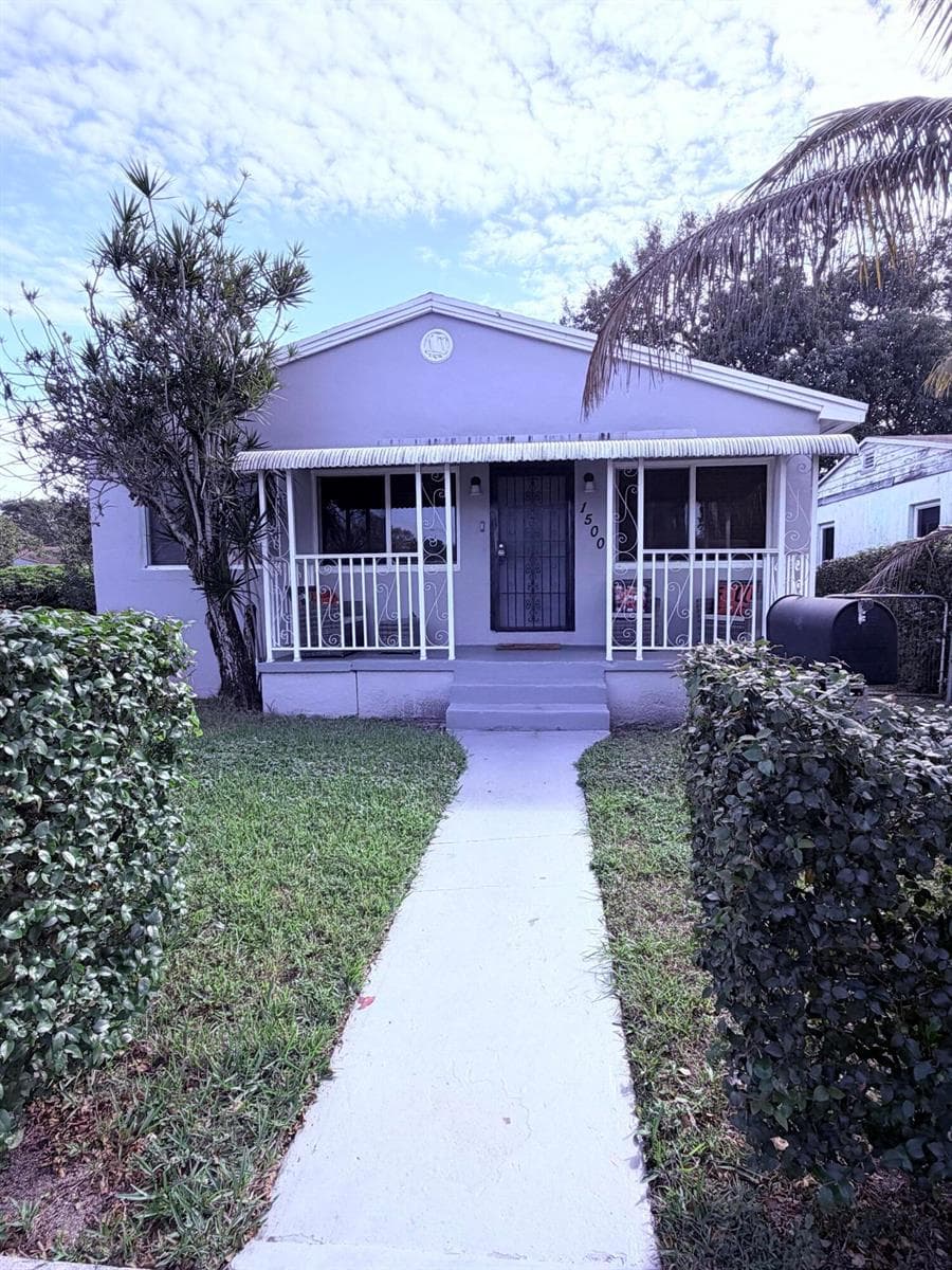 1500 NW 44th Street, Miami FL 33142 — 6