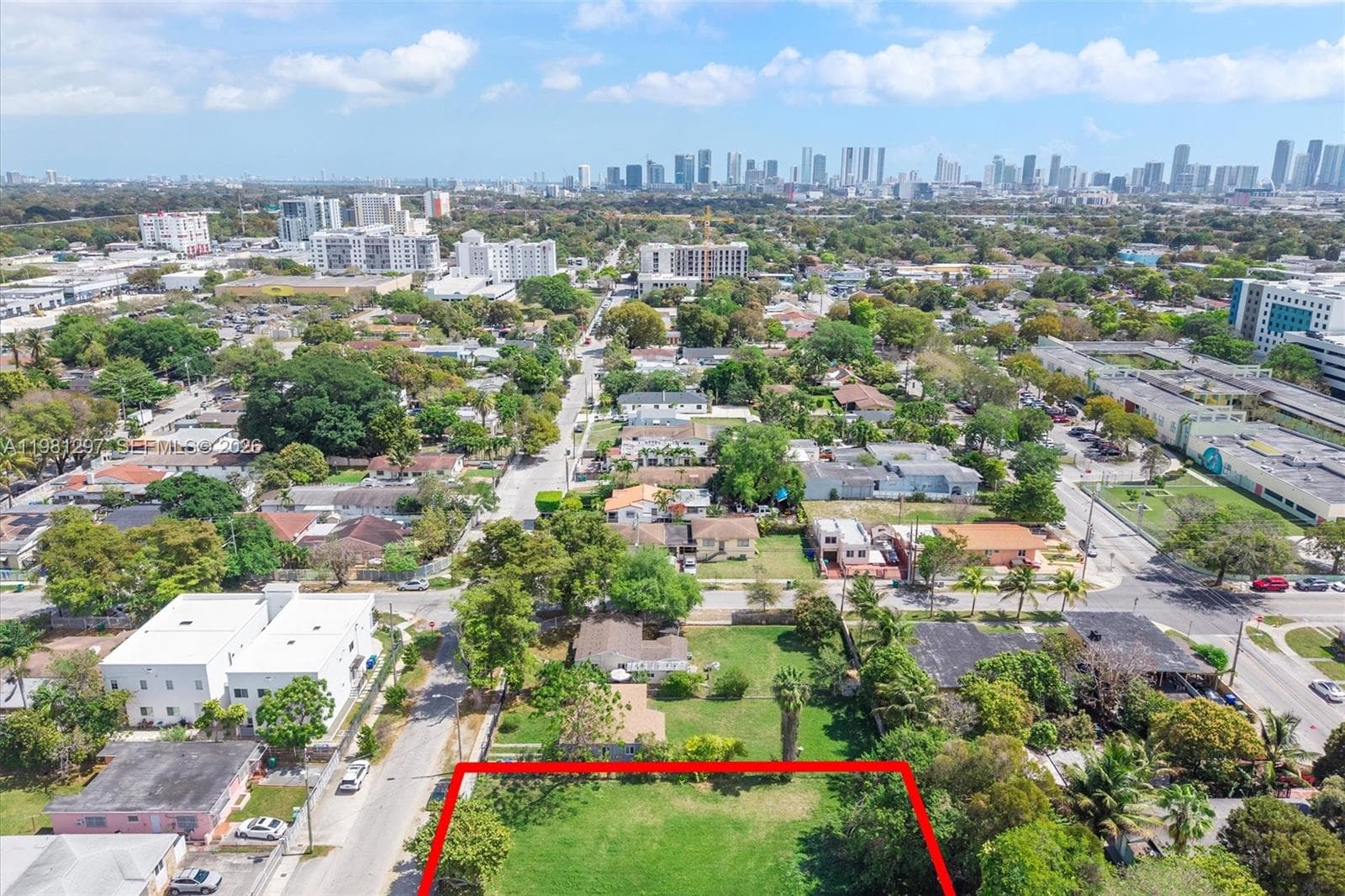 1922 NW 33rd St, Miami FL 33142 — 6