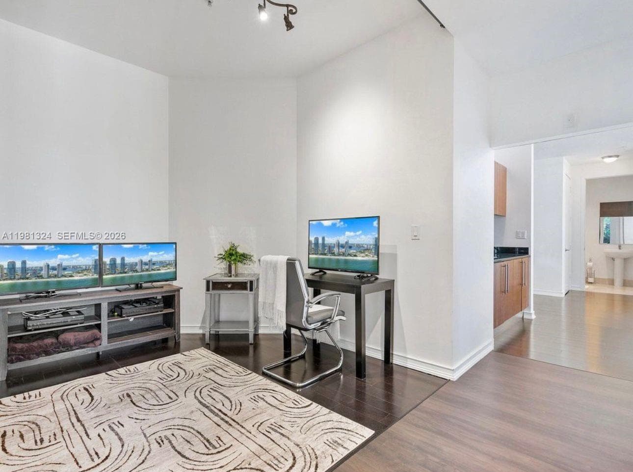 18101 Collins Ave # 401, Sunny Isles Beach FL 33160 — 32