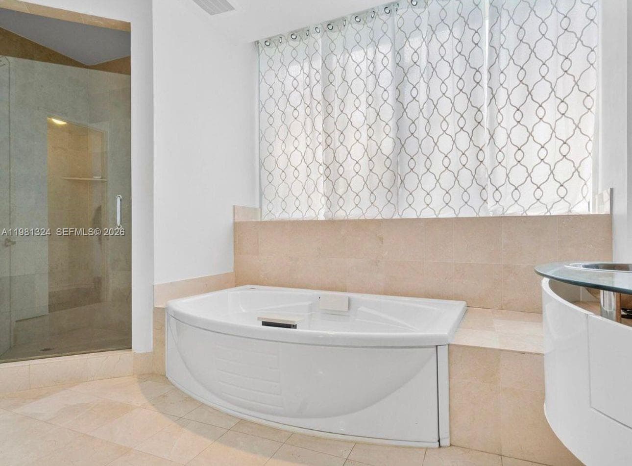 18101 Collins Ave # 401, Sunny Isles Beach FL 33160 — 20