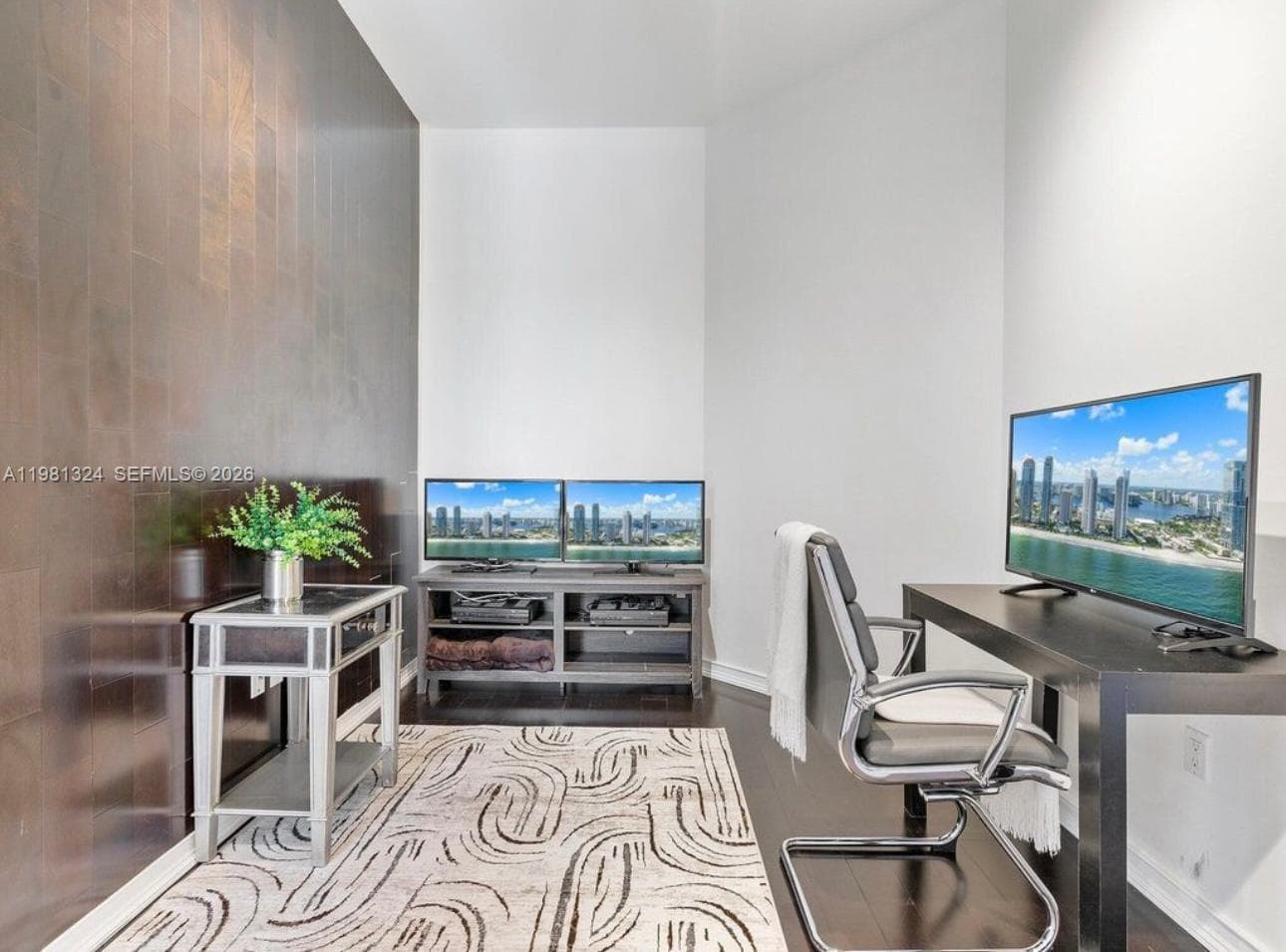 18101 Collins Ave # 401, Sunny Isles Beach FL 33160 — 30