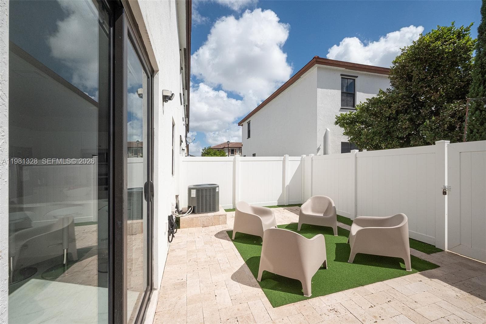 3438 W 104th Ter, Hialeah FL 33018 — 6