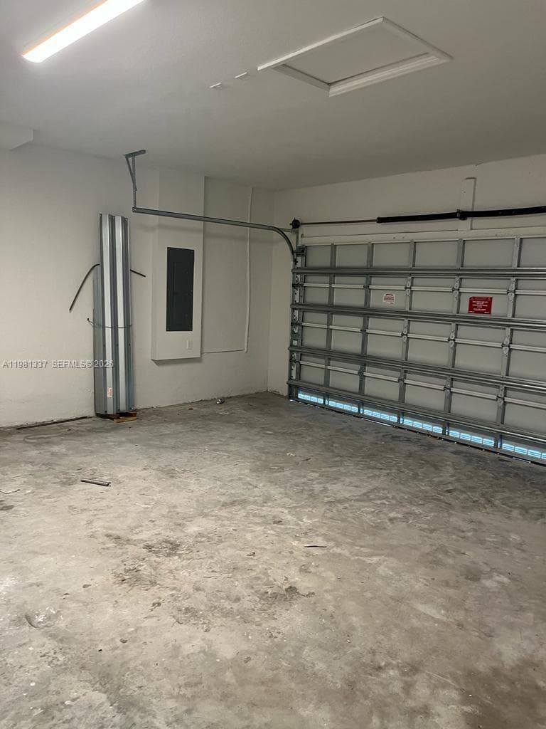 14806 SW 163rd St, Miami FL 33187 — 13