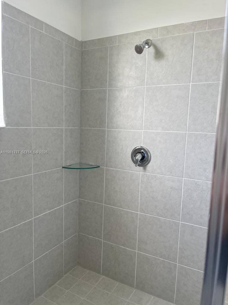 14806 SW 163rd St, Miami FL 33187 — 5